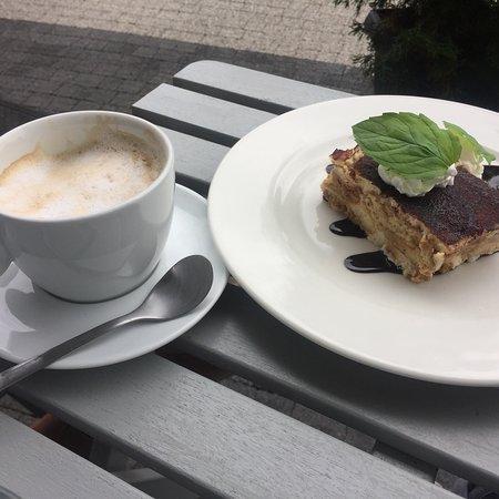 Bar & Bistro Lemon Express